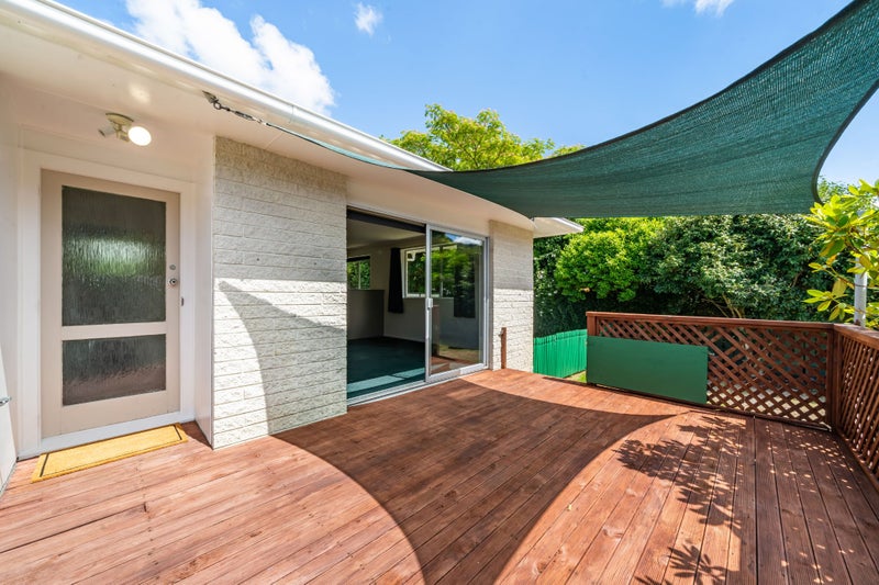 1/10 Denver Grove, Totara Park, Upper Hutt - Carousel 1