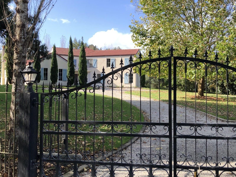 55 Three Oaks Drive, Albany - Carousel 2