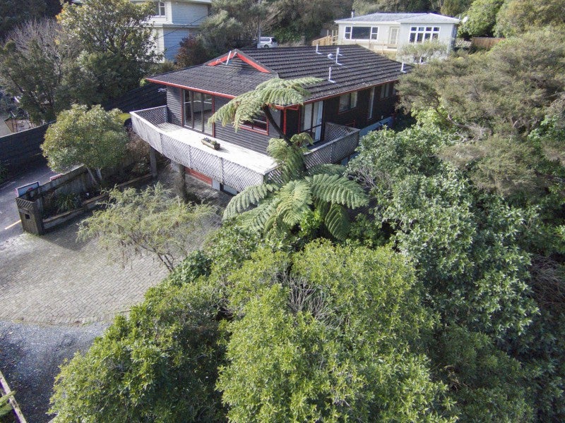 239B Whites Line East, Waiwhetu, Lower Hutt - Carousel 1