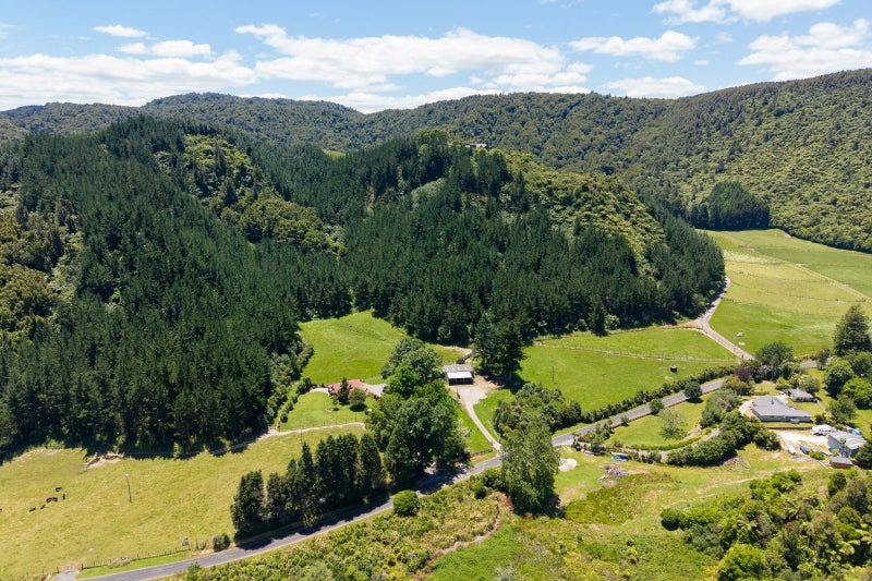 171 Millar Road, Lake Okareka, Rotorua - Carousel 24