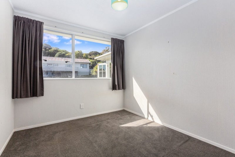 7 The Bollard, Whitby, Porirua - Carousel 19