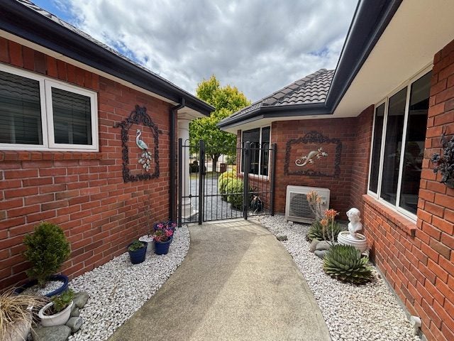 20 Bernadette Street, Aidanfield, Christchurch - Carousel 23