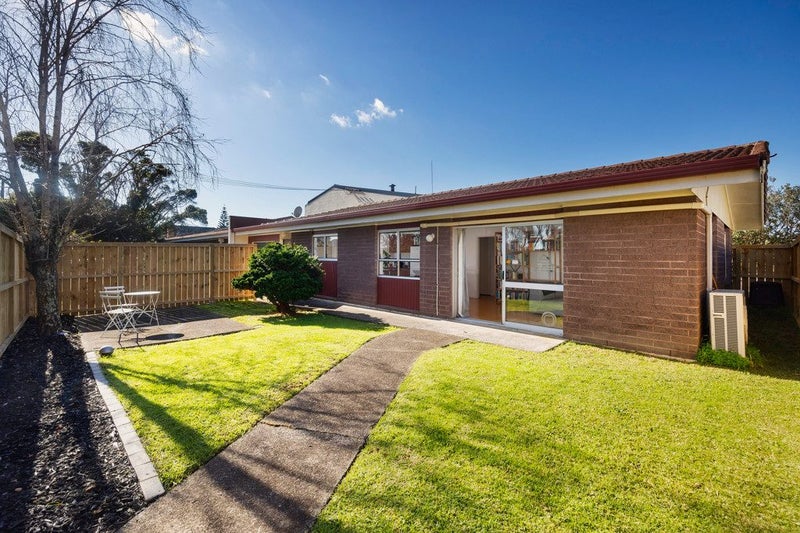 428 Blockhouse Bay Road, Blockhouse Bay, Auckland - Carousel 1