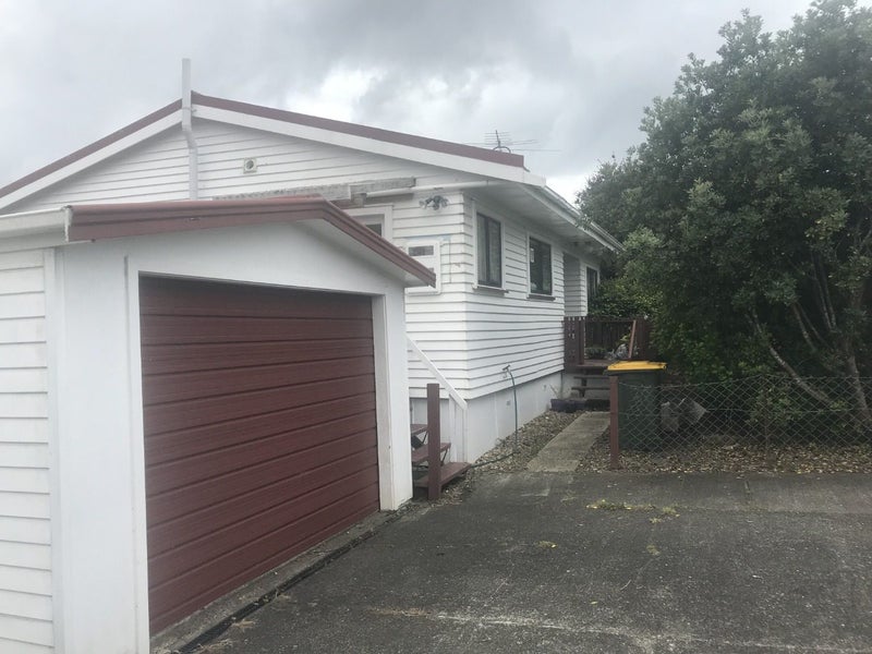 936 East Coast Road, Northcross, Auckland - Carousel 2