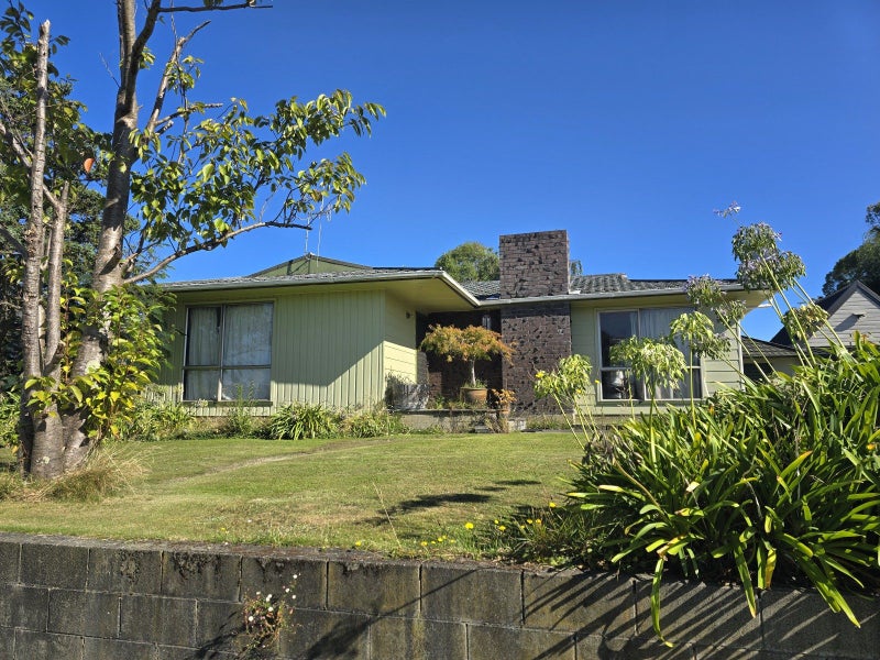 41 Rhodes Drive, Kelvin Grove, Palmerston North - Carousel 2