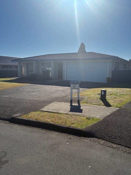 10 The Spinney, Pahurehure, Papakura - Carousel 2