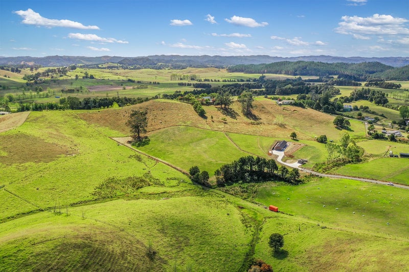 5 Cranston Lane, WHAREORA - Carousel 11