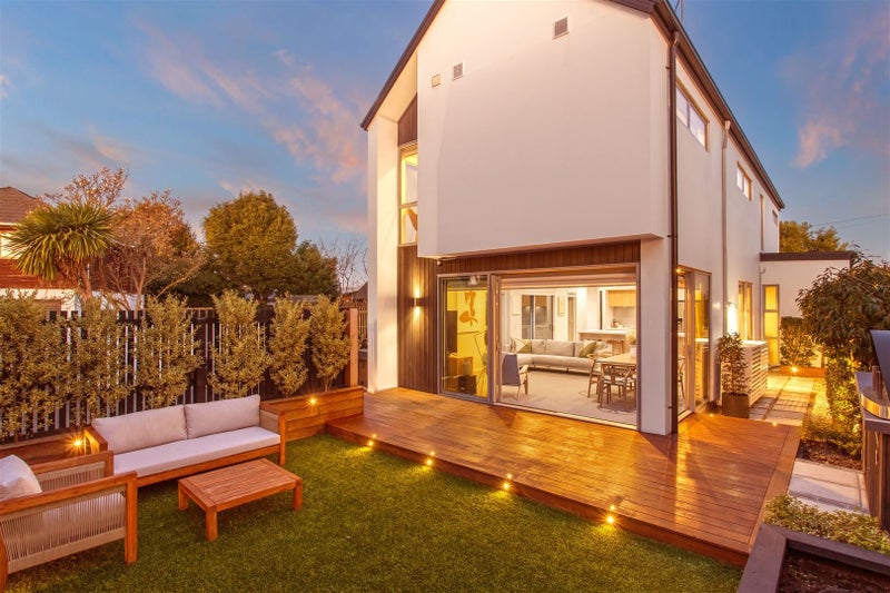 93 Dover Street, St Albans, Christchurch - Carousel 2