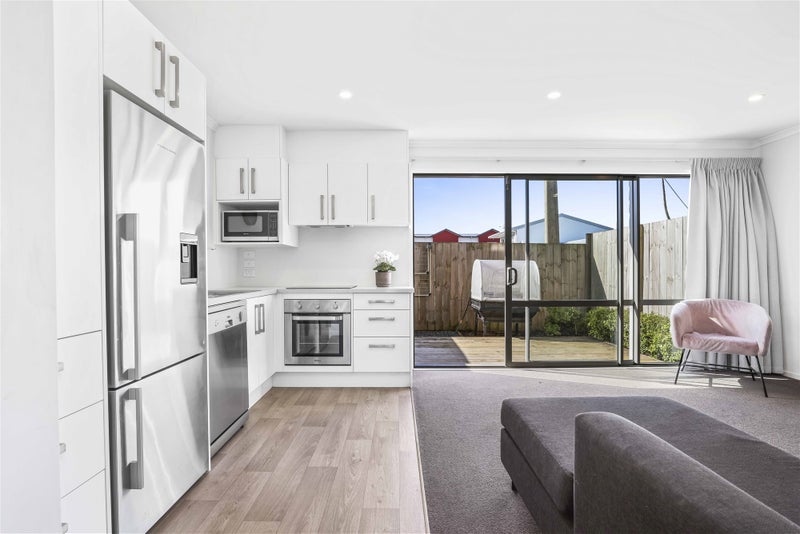 6/178 Old Farm Road, Hamilton East, Hamilton - Carousel 2