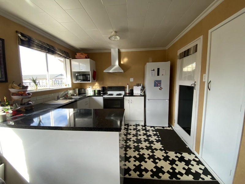 251 Nelson Street, Strathern, Invercargill - Carousel 2