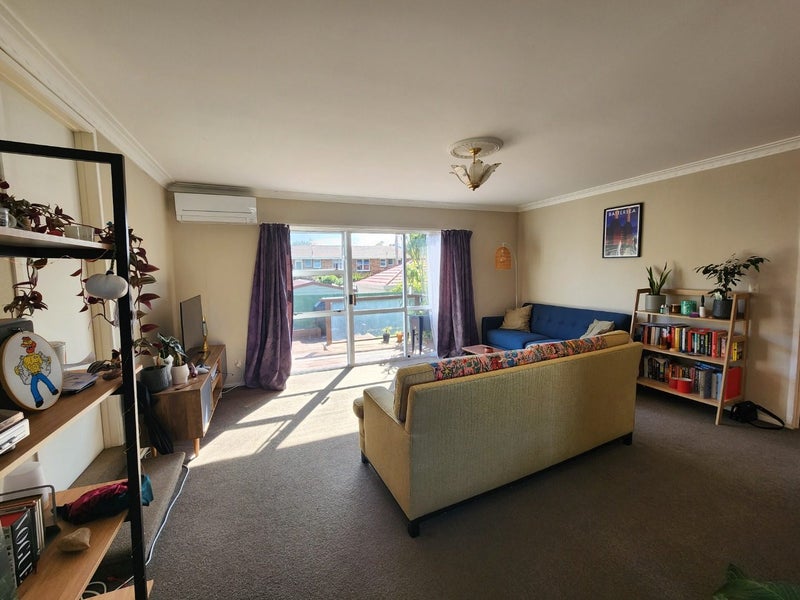 6 Te Kawa Road, One Tree Hill, Auckland - Carousel 2