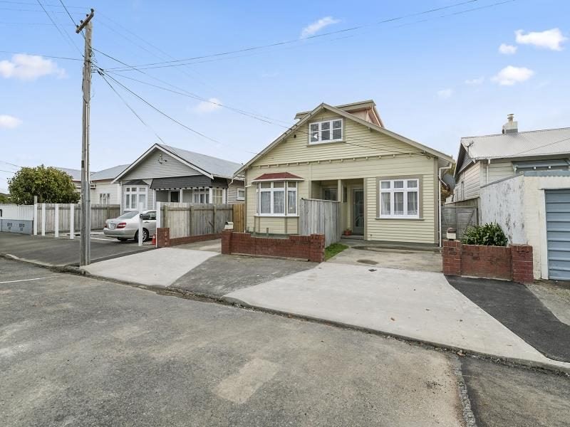 35 Plunket Avenue, Petone, Lower Hutt - Carousel 1