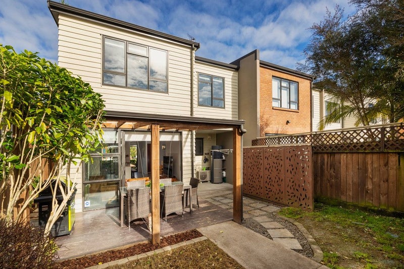 27 Liquidambar Drive, Hobsonville, Auckland - Carousel 1