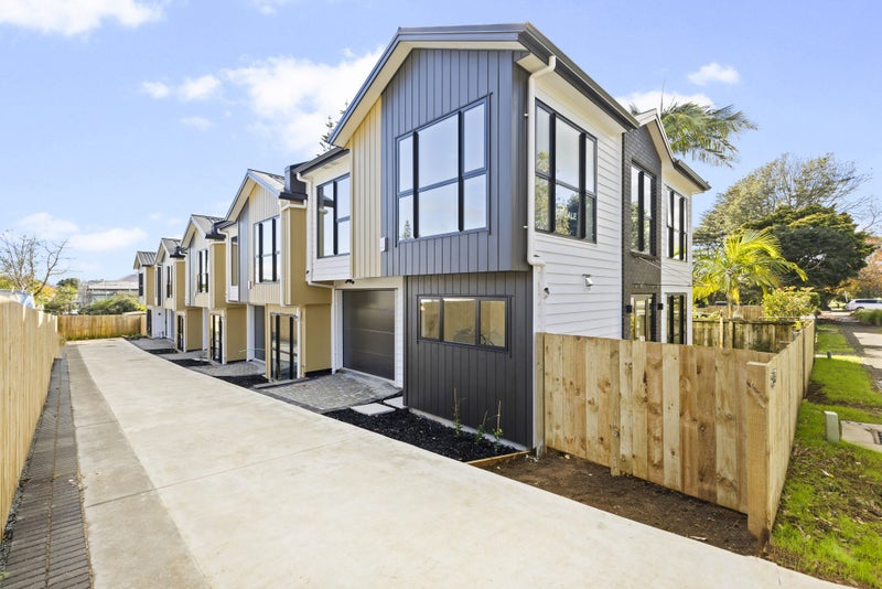 543 Massey Road, Mangere, Auckland - Carousel 2