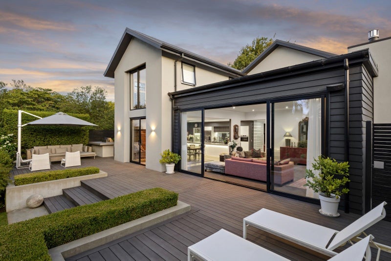 37 Knowles Street, St Albans, Christchurch - Carousel 1