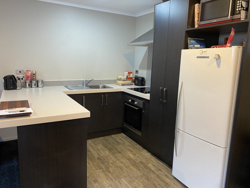 4/114 Old Farm Road, Hamilton East, Hamilton - Carousel 2