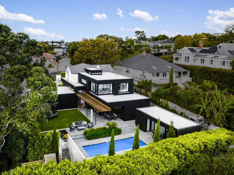 48 Seaview Road, Remuera, Auckland - Carousel 1