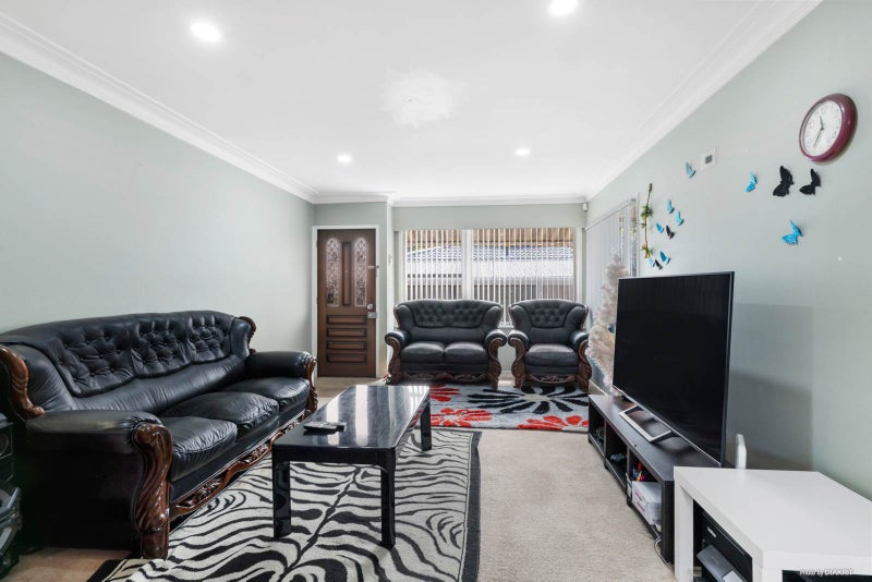 3/33 Central Avenue, Papatoetoe, Auckland - Carousel 2