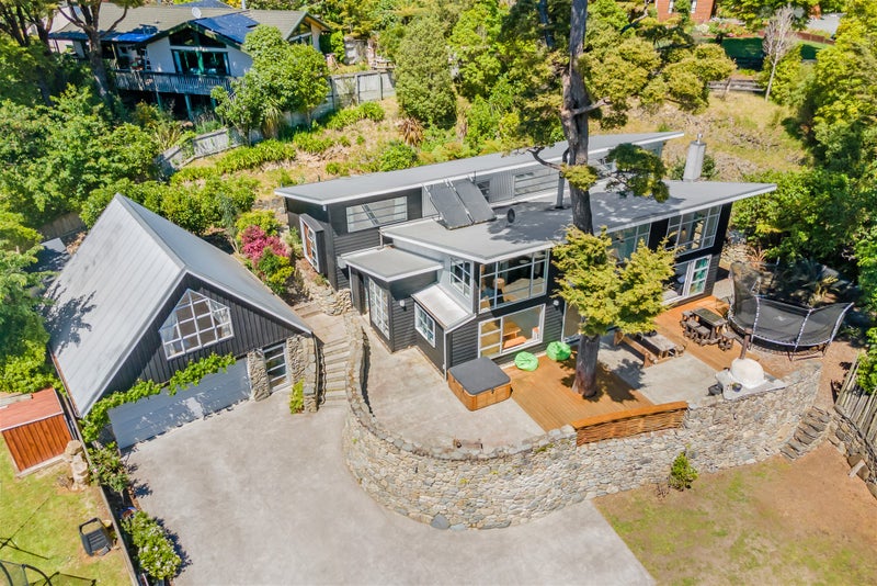 27 Carlow Grove, Birchville, Upper Hutt - Carousel 2