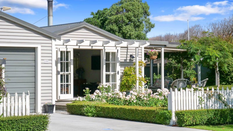 100 Pacific Drive, Leeston - Carousel 1