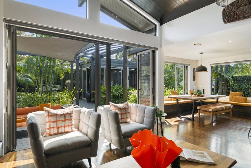 20 Warwick Avenue, Westmere, Auckland - Carousel 1