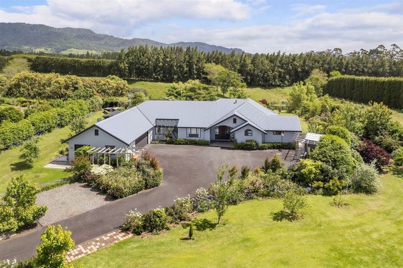 182 Wharawhara Road, Katikati - Carousel 1