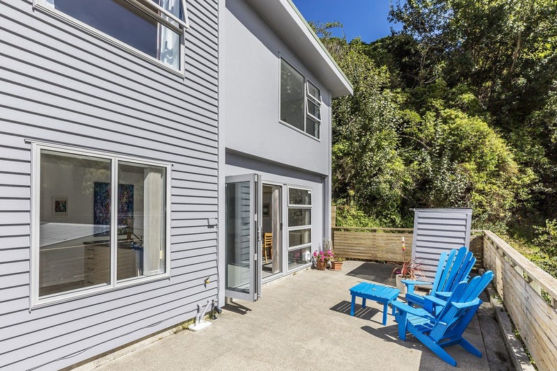 24A Kellsmere Crescent, Island Bay, Wellington - Carousel 1
