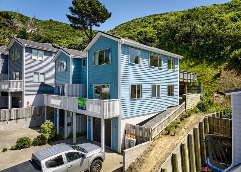 10 Rarangi Way, Ōwhiro Bay, Wellington - Carousel 1