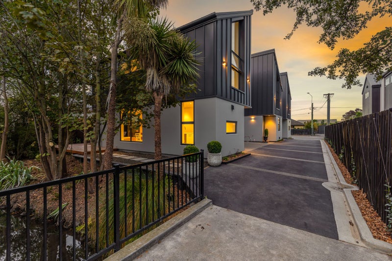 202B Edgeware Road, Edgeware, Christchurch - Carousel 1