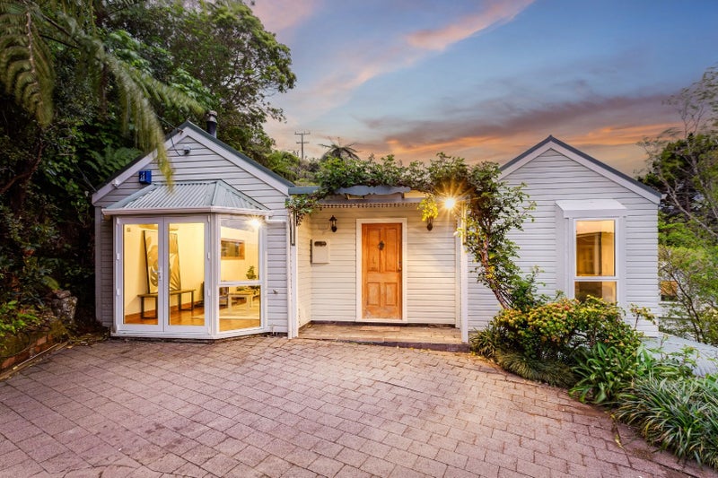 102A Miromiro Road, Normandale, Lower Hutt - Carousel 1