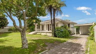 42 Sheppard Street, Gate Pa, Tauranga - Carousel 1