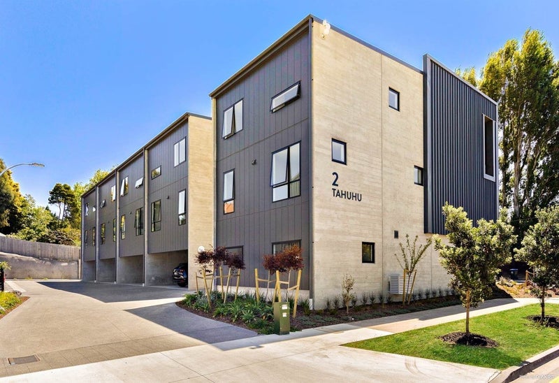 5/2 Tahuhu Road, Mount Wellington, Auckland - Carousel 2