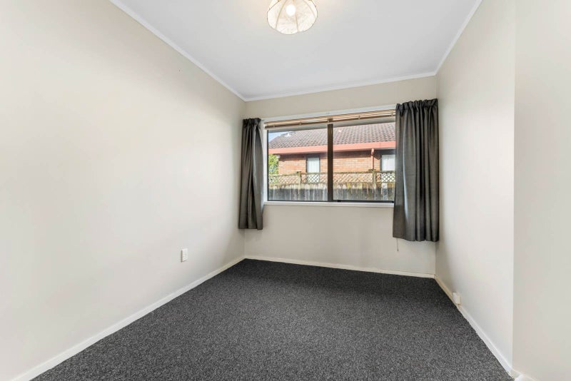 8 Crescent Hills Court, Northpark, Auckland - Carousel 30