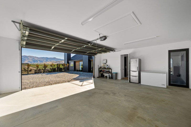 242 Vercoe Road, Springvale, Alexandra - Carousel 25