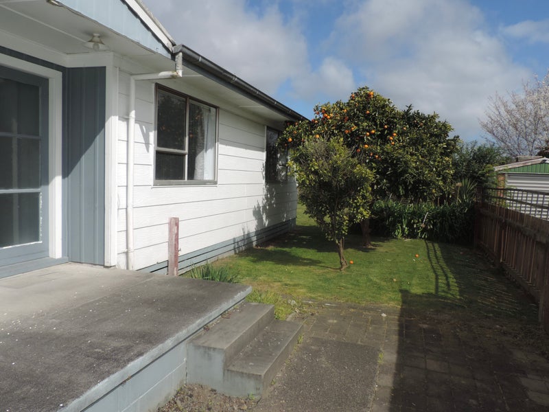 75 James Henry Crescent, Huntly, Huntly - Carousel 2