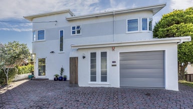 39 Amritsar Street, Khandallah, Wellington - Carousel 1