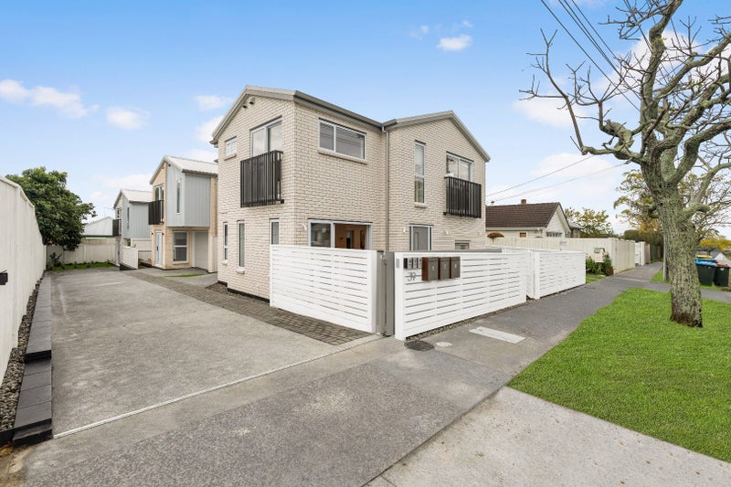 39A Waiohua Road, Greenlane, Auckland - Carousel 2