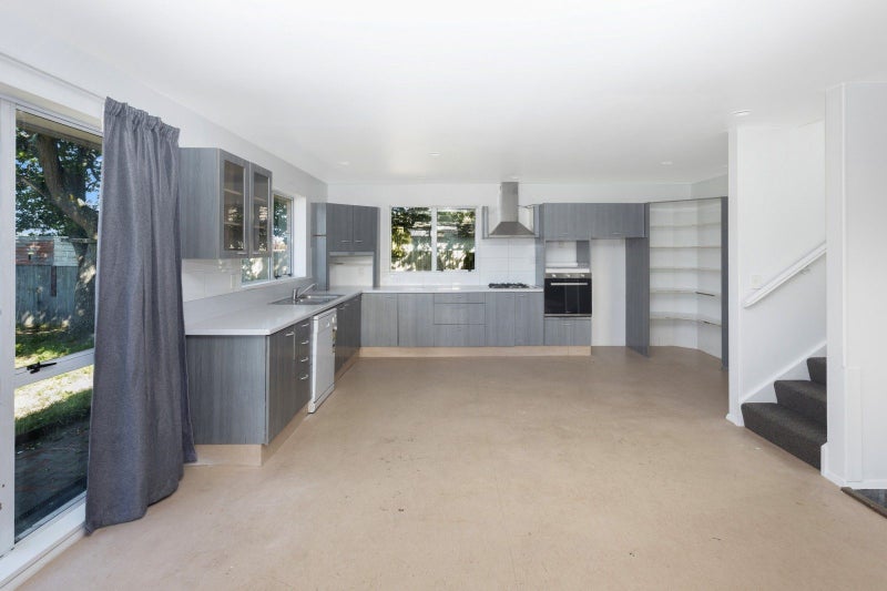 9 Twynham Place, Aranui, Christchurch - Carousel 2