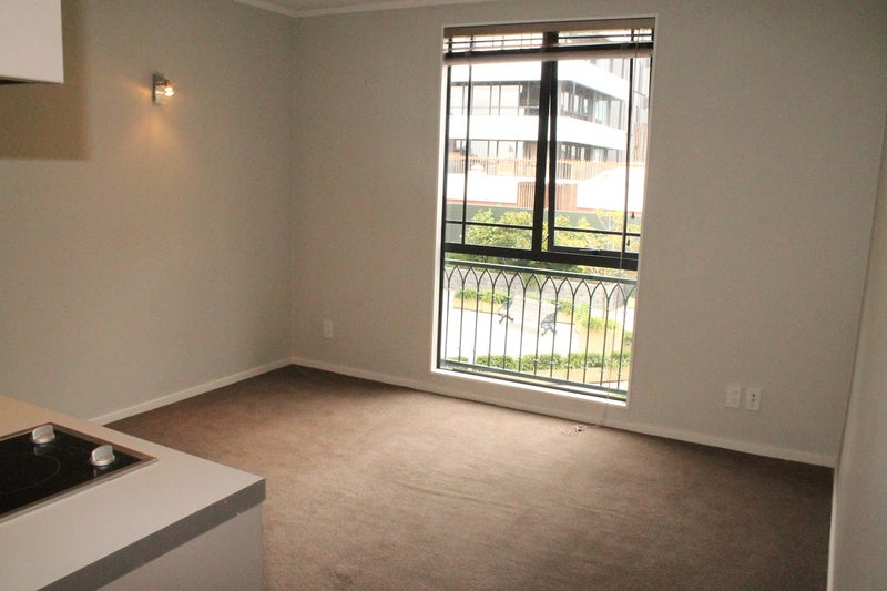 417/184 Symonds Street, Grafton, Auckland - Carousel 1