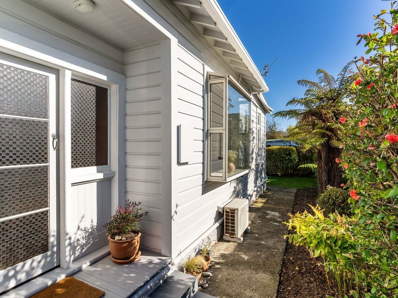 36A Hargest Crescent, Saint Kilda, Dunedin - Carousel 2
