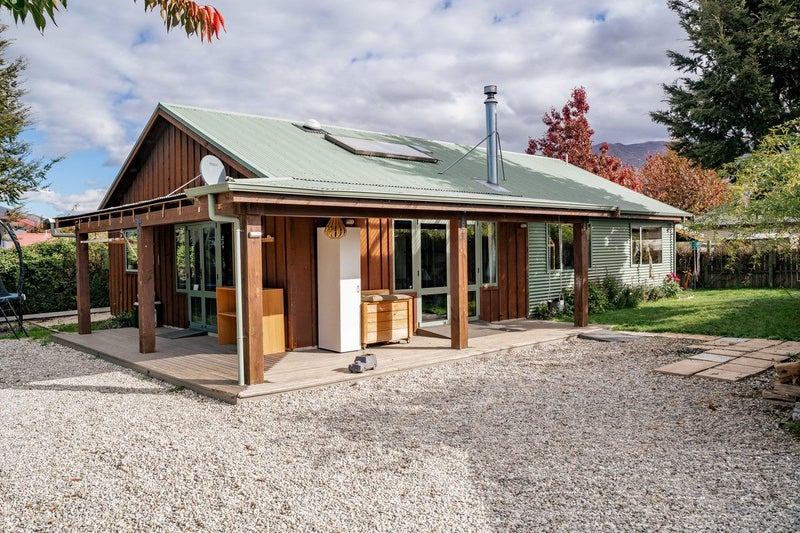 37A Rob Roy Lane, Wanaka - Carousel 1