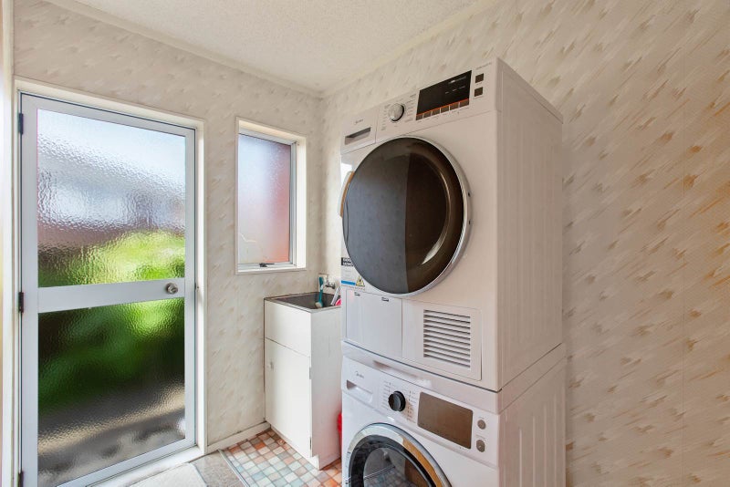 38 FORTUNES RD, Half Moon Bay, Auckland - Carousel 21