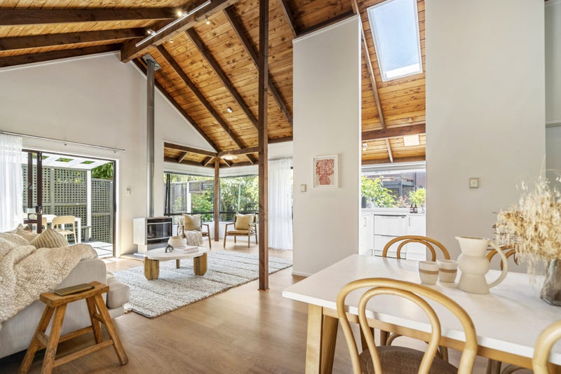 2/13 Faulkner Road, Northcote Point, Auckland - Carousel 2