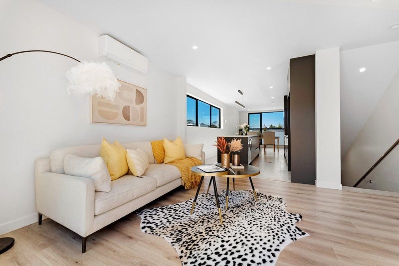 37 Waka Street, Albany Heights, Auckland - Carousel 2