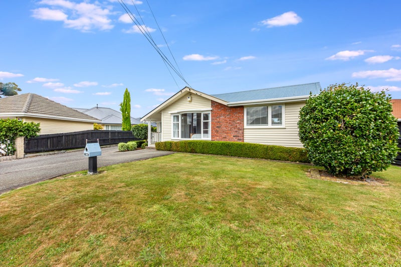 11 Avalon Crescent, Avalon, Lower Hutt - Carousel 24