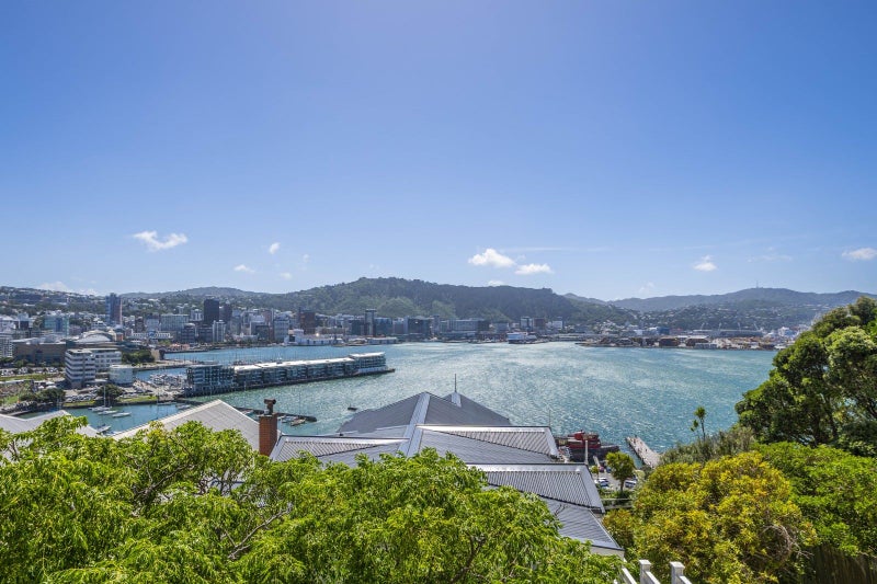 71 Hawker Street, Mount Victoria, Wellington - Carousel 1