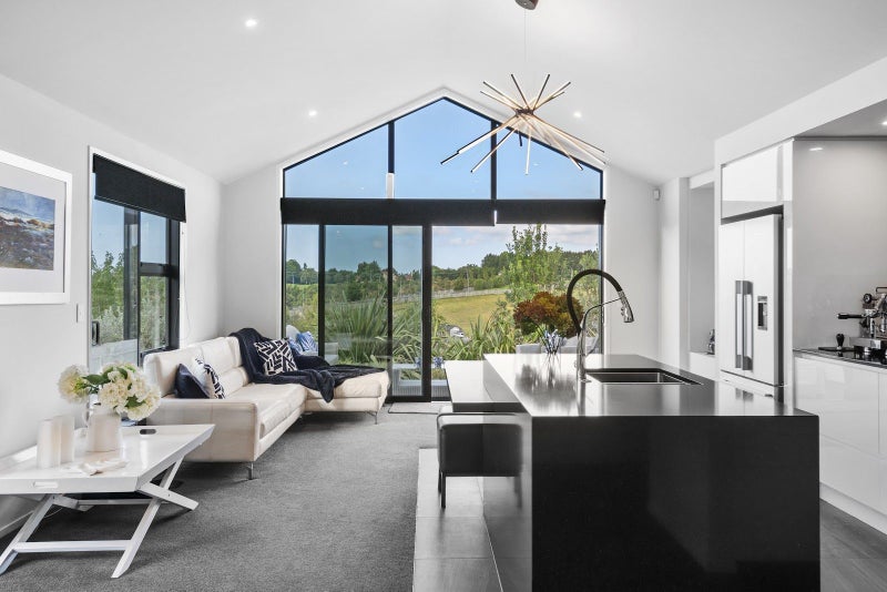 171 Te Ranga Memorial Drive, Pyes Pa, Tauranga - Carousel 1