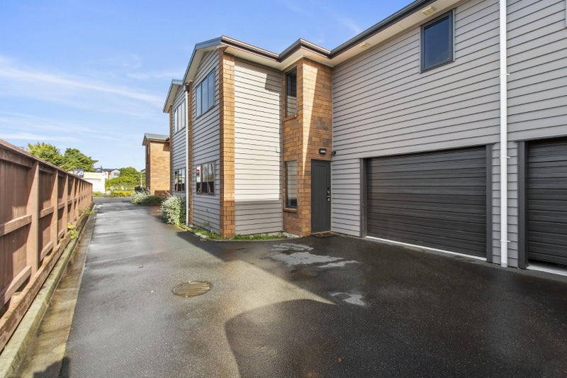 3/30 Willoughby Street, Whitiora, Hamilton - Carousel 16
