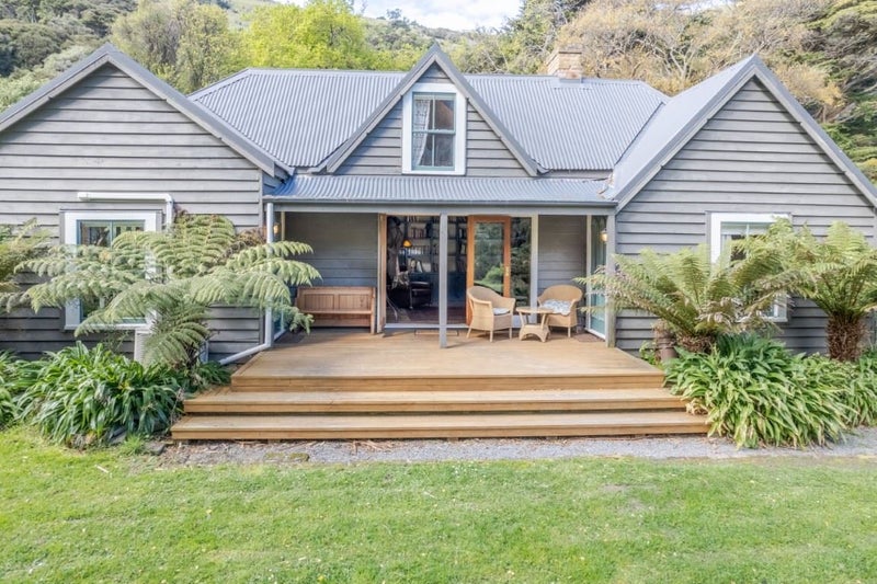 592 Le Bons Bay Road, Le Bons Bay, Akaroa - Carousel 1