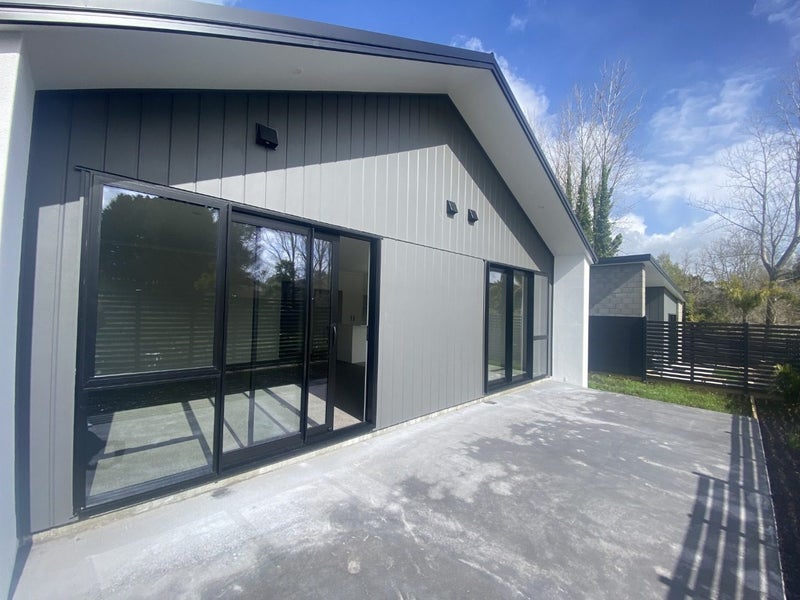 97 Glenbervie Drive, GLENBERVIE - Carousel 2